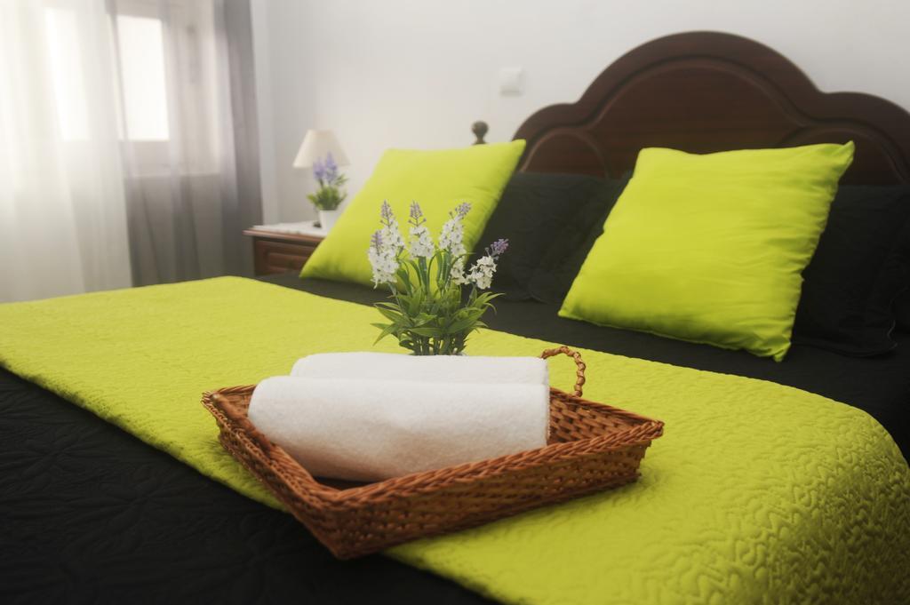 Apartamento Couto 蓬塔德尔加达 外观 照片